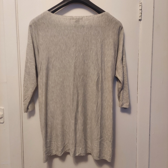 💥3/$25💥 H&M high/low long sleeve shirt top blouse tunic Gray size M - Picture 2 of 5